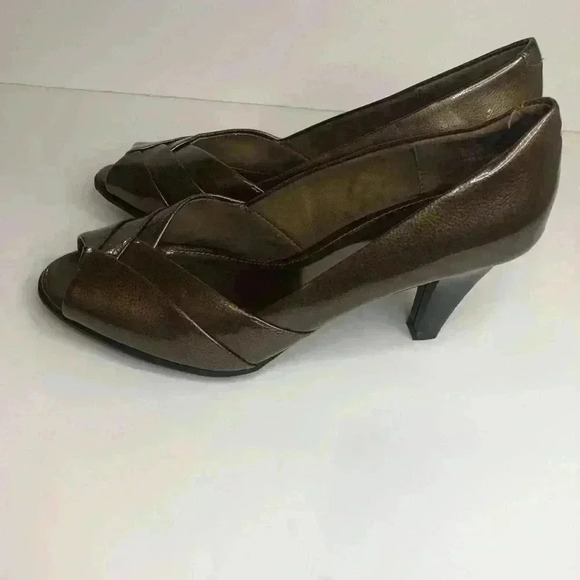 Air Supply Ladies Bronze Gold Peep Toe Slip on Shoe size 8M - Picture 6 of 6